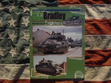 images/productimages/small/M2A2 M3A2 Bradley Concord voor.jpg